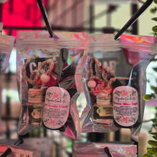 Load image into Gallery viewer, Combo Hanging Car Diffuser & Refill