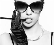 Load image into Gallery viewer, Diva (Tyler Candle Company type)
