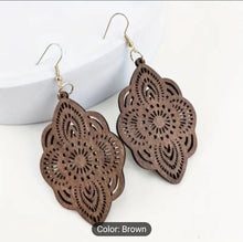 Load image into Gallery viewer, Elegant Wooden Dangle Earrings
