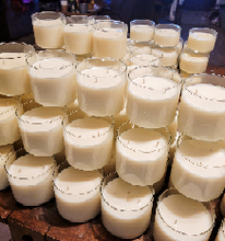 Load image into Gallery viewer, 2 Wick Candle Bronze Lid 14 oz.
